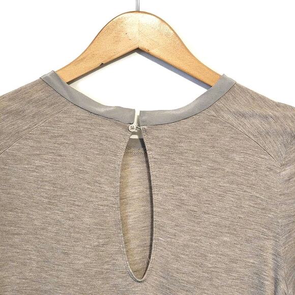 Aritzia Wilfred Silk Rayon Short Sleeve Hi Low Minimalist Tunic Top Size S - Picture 7 of 11